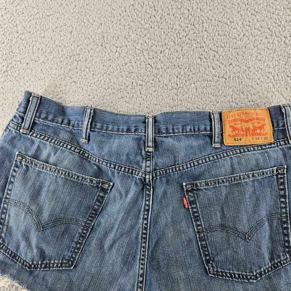 Levis 514 Denim Shorts Womens 38 Blue Distressed Cut Off Raw Hem Classic Jean - Picture 15 of 16